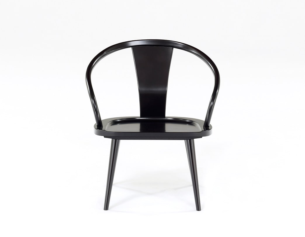 Isamu Kenmochi's modernized Ming-style dining chair with curved bentwood design, awarded the 1964 Good Design Award