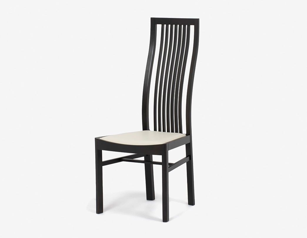 Modern dining chair with impressive curves designed by Isamu Kenmochi