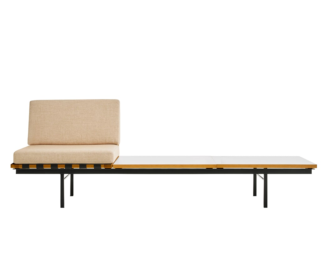 Robin Day / Form Group 1 seat sofa with table (FG3-05)
