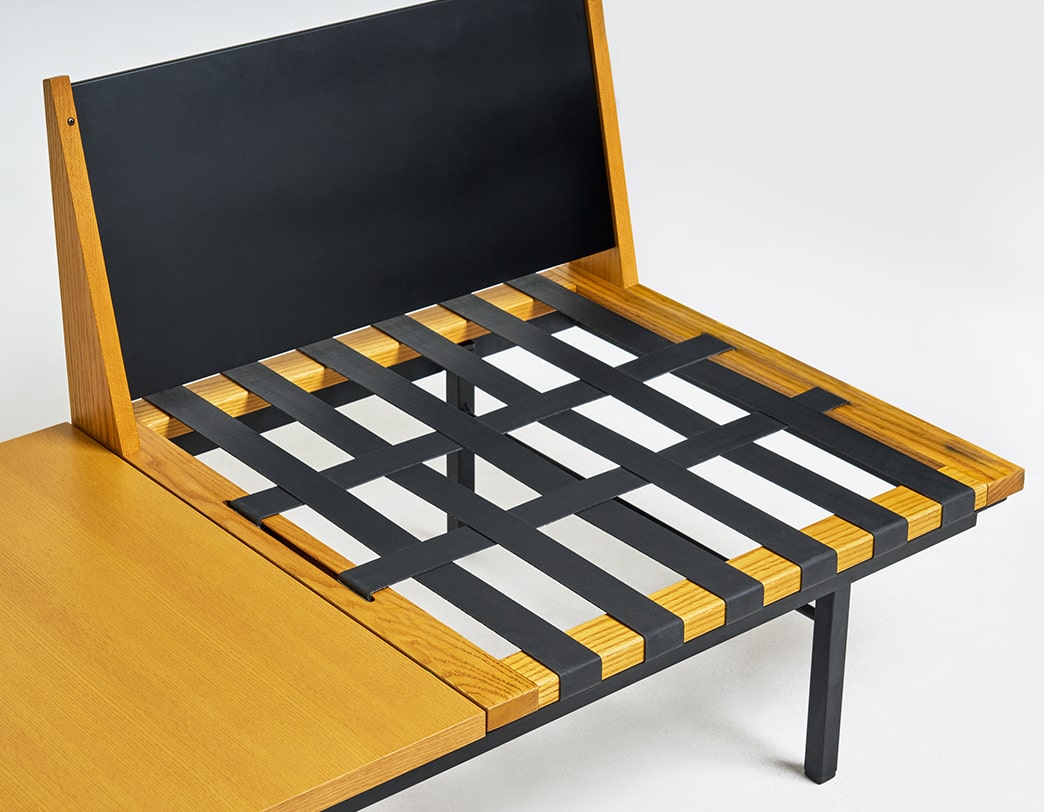Robin Day / Form Group 1 seat sofa with table (FG3-05)