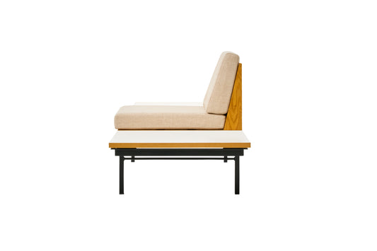 Robin Day / Form Group 1 seat sofa with table (FG3-06)