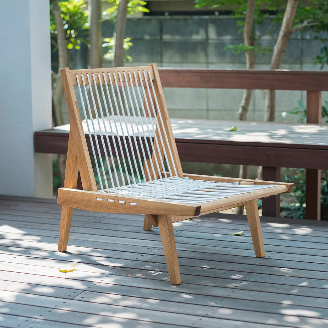 Himoisu (Rope Chair) designed by Riki Watanabe