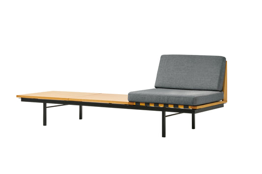 Robin Day / Form Group 1 seat sofa with table (FG3-07)