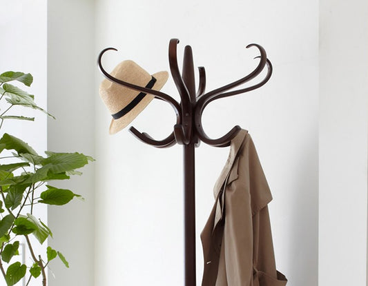Elegant Coat Stand with Curved Wood Technology designed by Isamu Kenmochi
