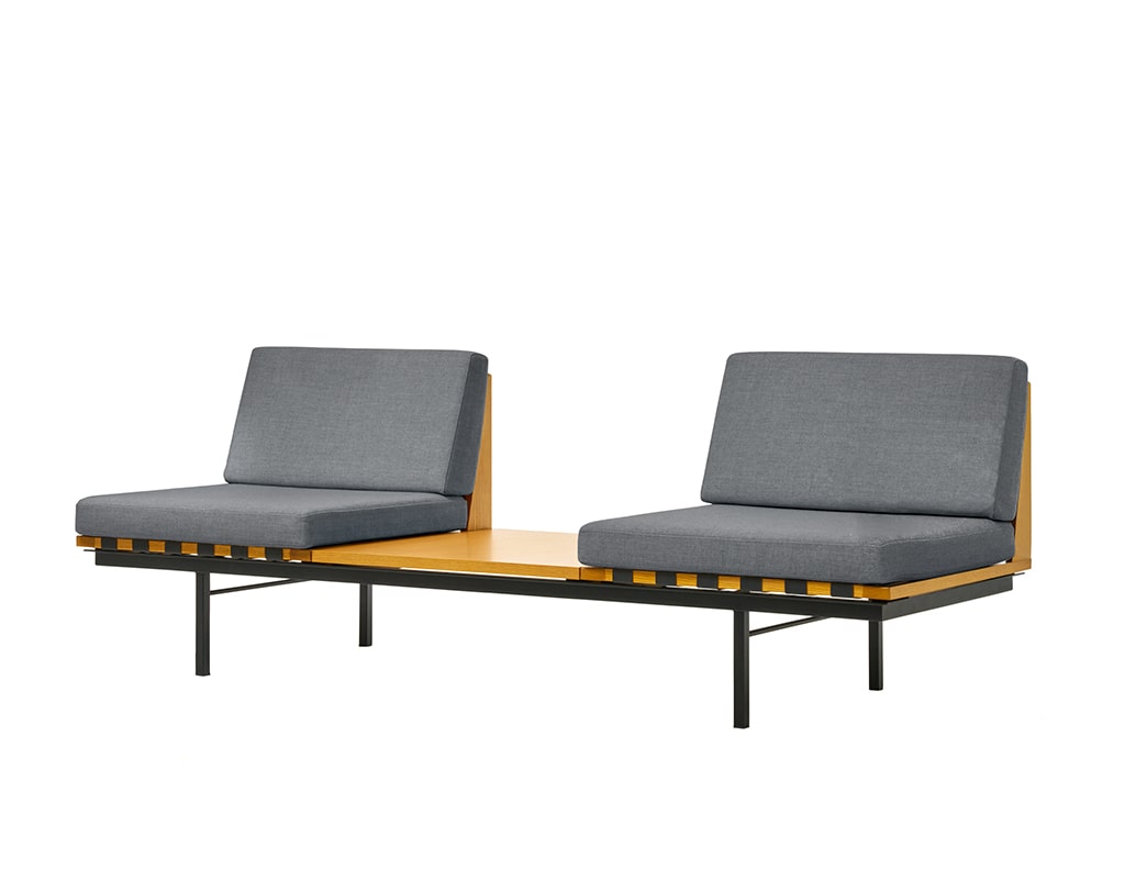 Form Group 2 seats sofa with central table (FG3-03)