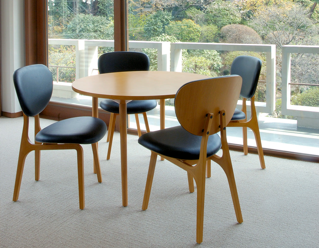 Persimmon Chair / PVC leather