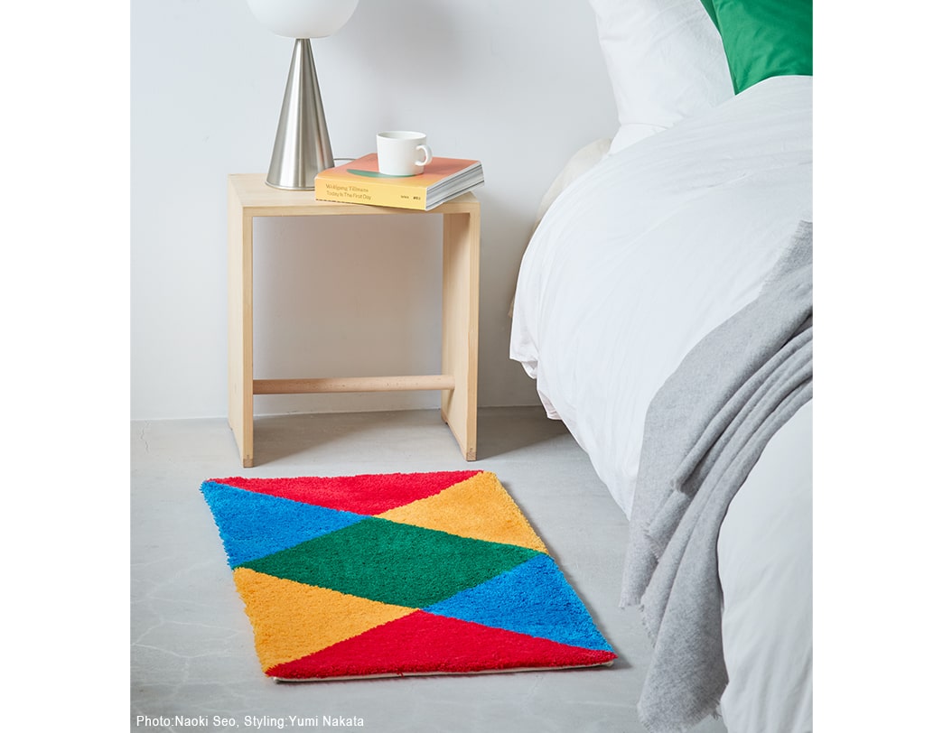 Max Bill / Acrylic Graphic Rug "rotating four colored double cores."