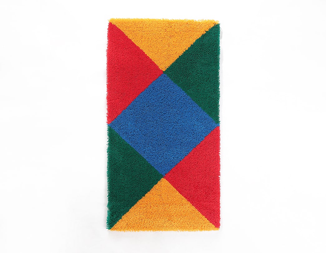 Max Bill / Acrylic Graphic Rug "rotating four colored double cores."