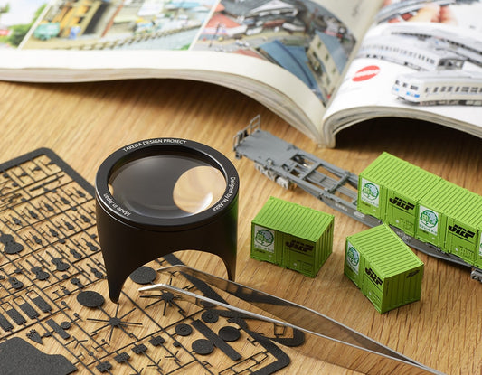 PRIMARIO / Loupe 45
