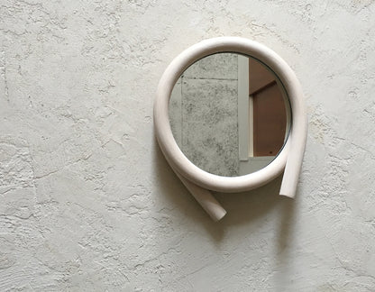 wawa Mirror